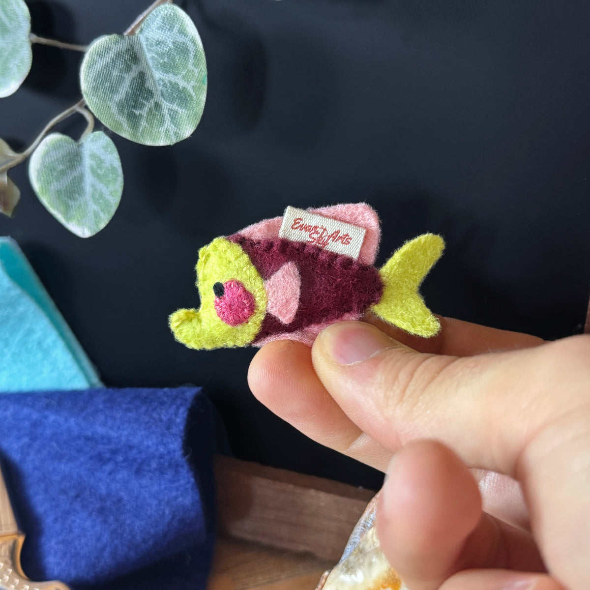 (Clearance Sale) Pink Fish Magnet