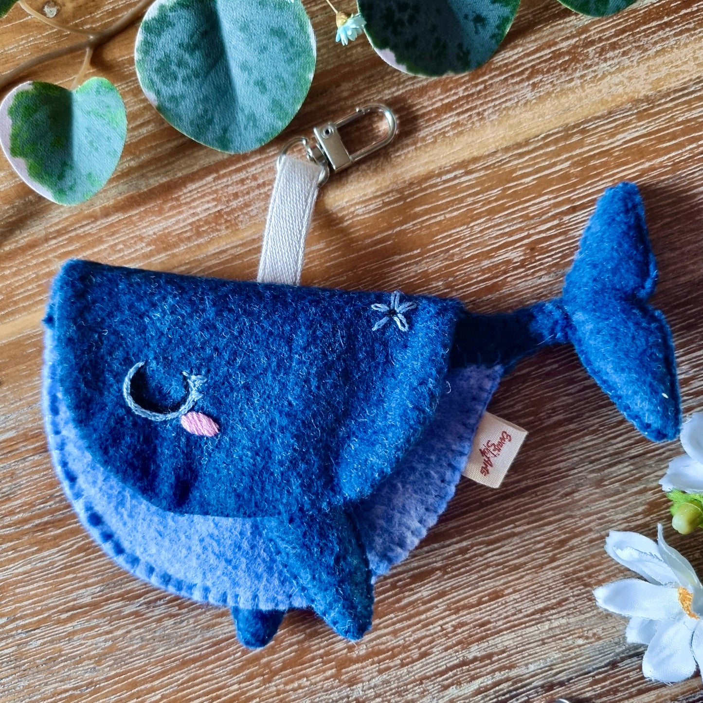 Whale Pouch