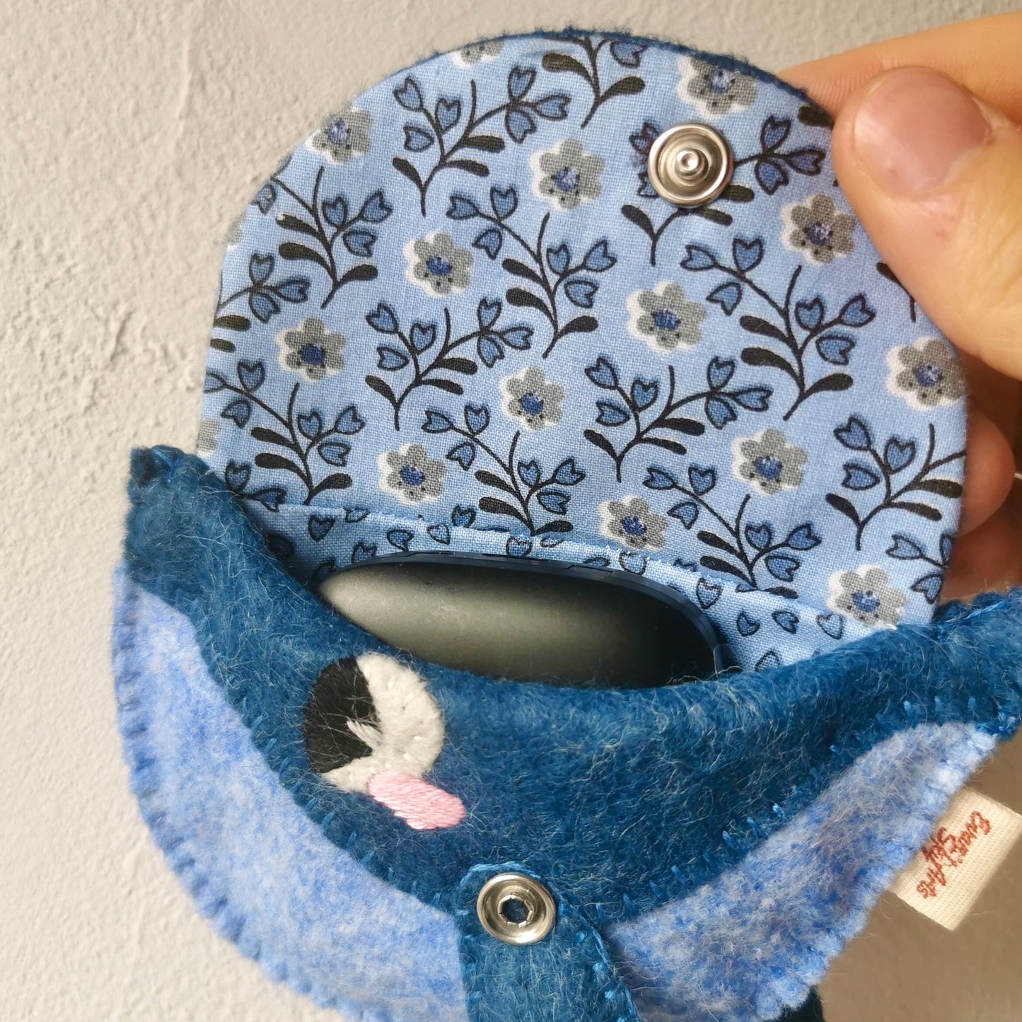 Whale Pouch